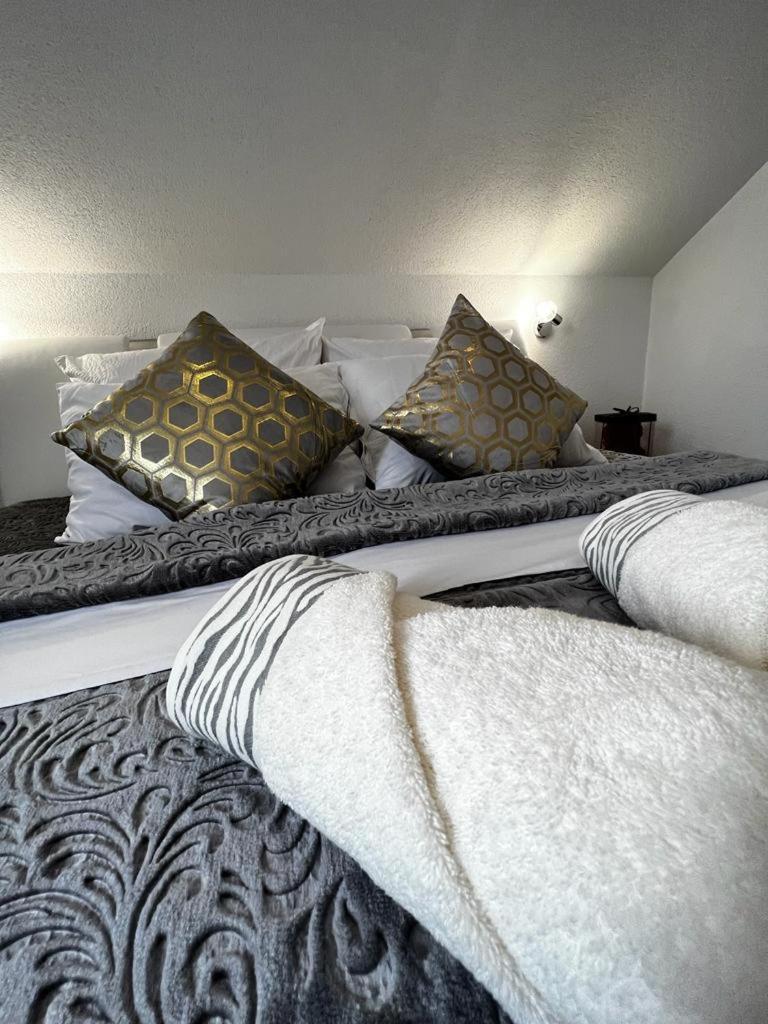 Luxury Apartment Megy Otočac Εξωτερικό φωτογραφία