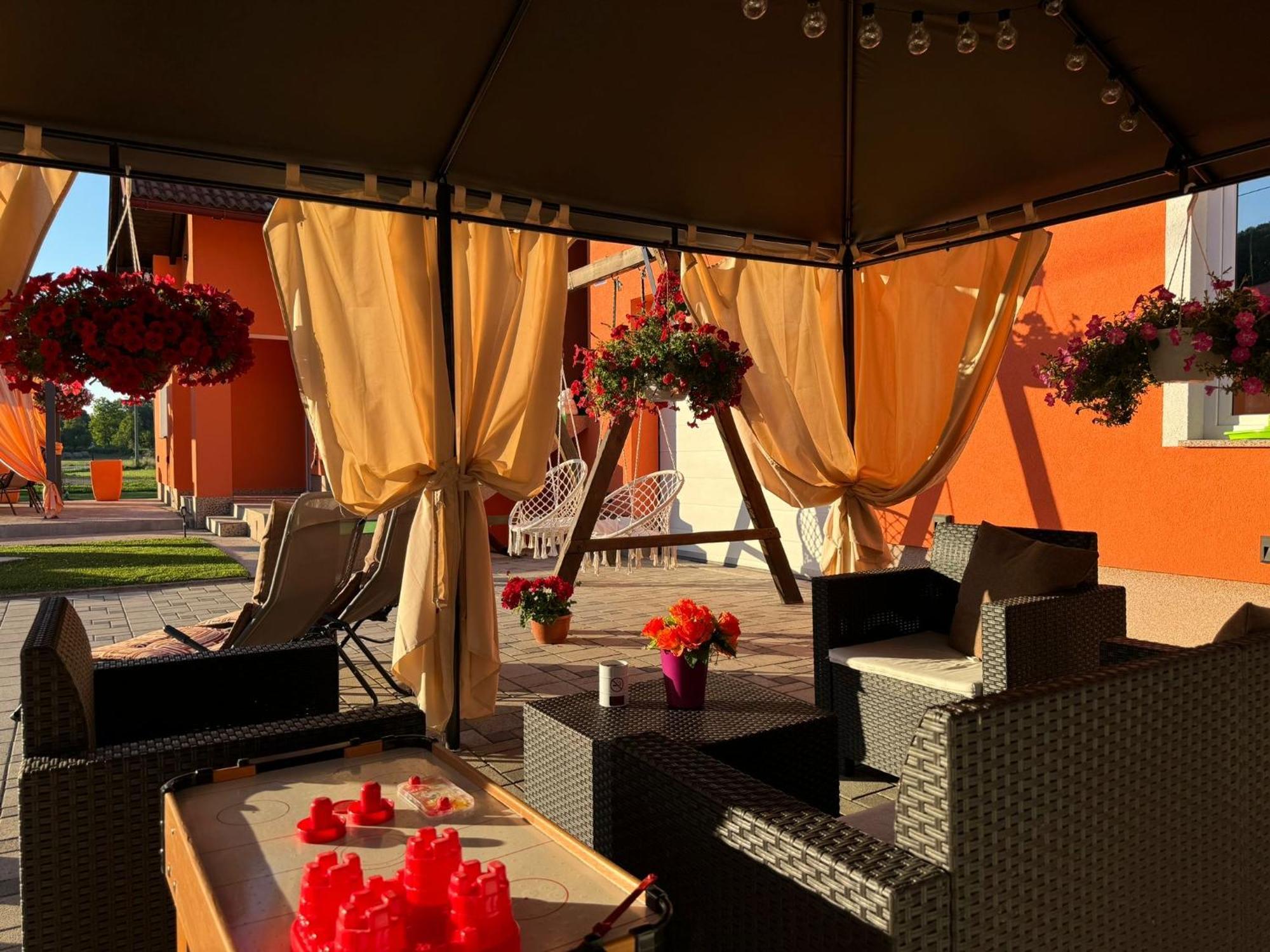 Luxury Apartment Megy Otočac Εξωτερικό φωτογραφία